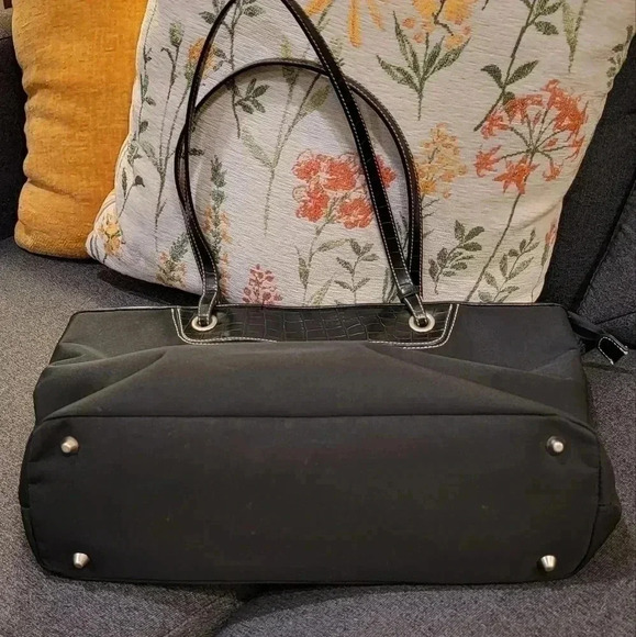 Coldwater Creek tote - Picture 2 of 5